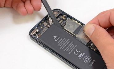 Замена батареи iPhone 5